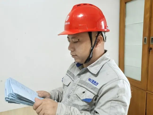 1751609934437996.jpg 4.jpg